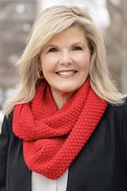 Photo of Stephanie Smyth