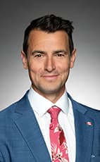 Photo of Adam van Koeverden
